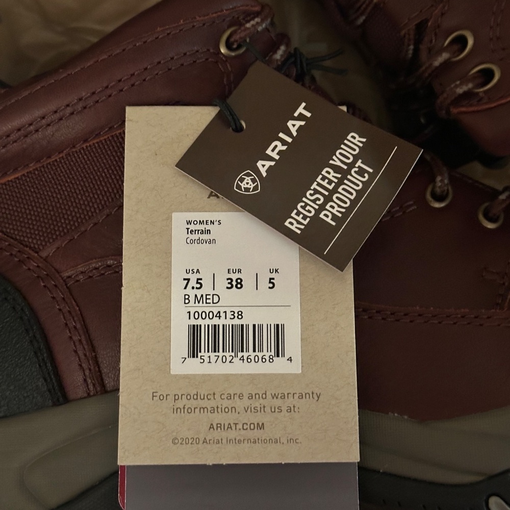 NWT Women's Ariat Terrain Boots: Size 7.5 - Picture 9 of 12